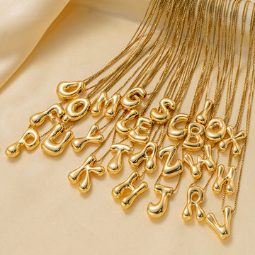 [Love Lucky]Q version 26 English 18k gold-plated pendant necklace